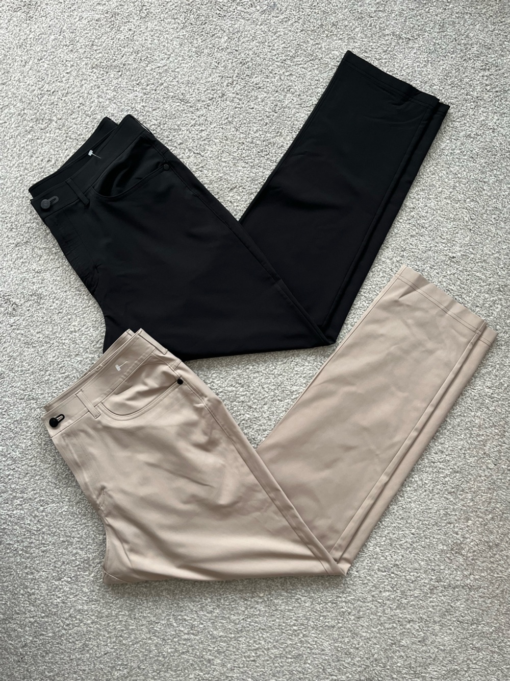NWOT Public Rec Mens Chino Khaki Pants in Black and Tan Size 34/32